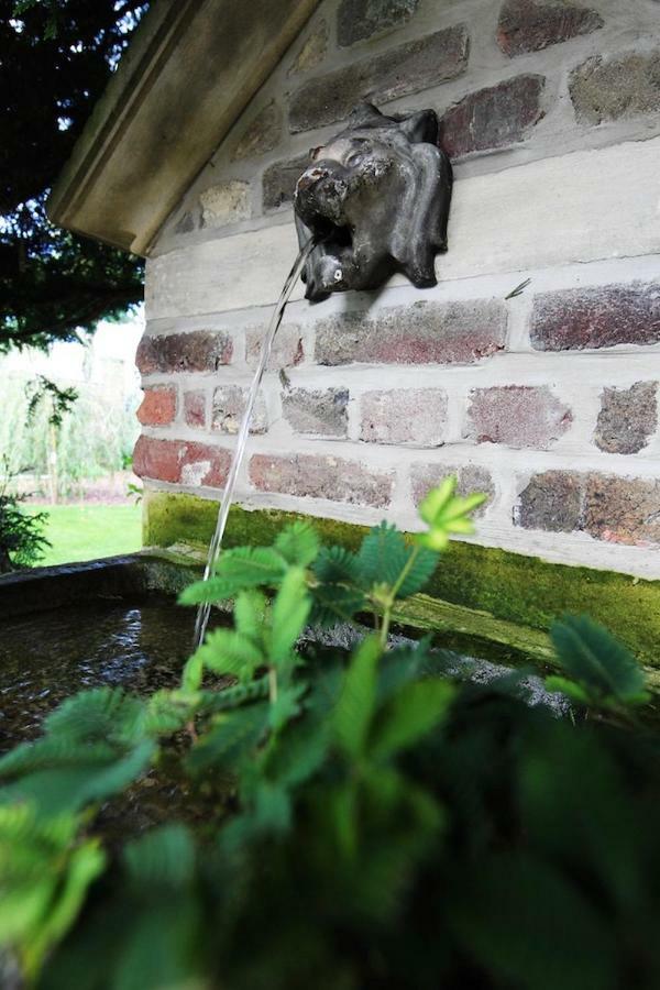 Comme Une Parenthese Au Coeur Des Hortillonnages Amiens Exterior photo